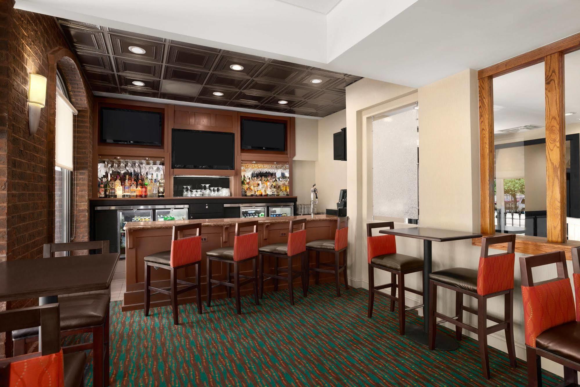 Days Inn By Wyndham Baltimore Inner Harbor Ngoại thất bức ảnh